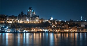 Двама служители в Гуанси задържани за предполагаемо насилие