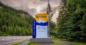 Китайската ракета Long March-8 изстрелва нови интернет сателити