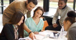 Бизнес зоната в Шанхай ще стартира дебютно изложение