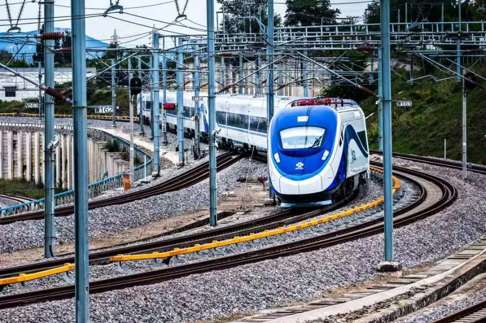 Първите електрически влакове за Малайзия вече са произведени