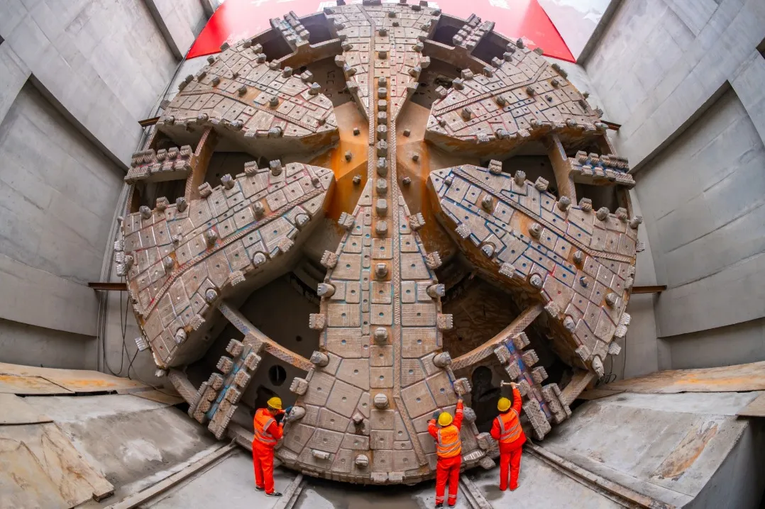 Тунелът Jin-Gu Haihe ускорява напредъка на HSR Тиендзин–Вейфан