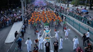 Деца сред 23-те загинали в пожар в магазин в Мексико, докато празничният уикенд се превръща в трагичен