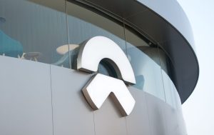 NIO навлиза в роботиката като нов стратегически пазар