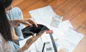 В кои региони на ЕС хората са изложени на риск от бедност?