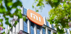 Основателят на Xiaomi отпразнува 15 години с Weibo пост