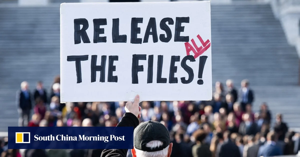 Съдия нарежда освобождаване на преписи по делото на Епщайн