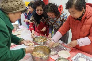 Жителите на Шанхай празнуват Нова година в обновени домове