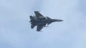 Разгърната ли е ракетата YJ-15 в китайския флот? Една снимка дава улики