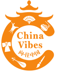 Чуждестранни пътници се изсипват в древния воден град