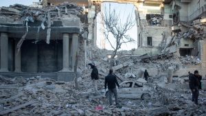 Тъй като войните заплашват глобалния климат, активистите настояват Cop31 да обсъди разходите за отбрана