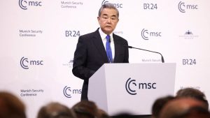 Китай настоява Израел да прекрати войната в Иран, докато регионалното напрежение ескалира