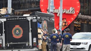 3-ма убити, 14 ранени при стрелба в бар в Тексас