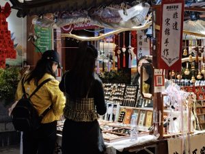 Китай предприема политически стъпки за увеличаване на потреблението на услуги