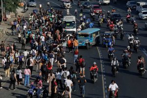 Ще помогнат ли по-драстичните мерки на Филипините да намалят цените на горивата?