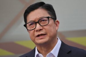 Пожарните служби ще бъдат „пазачи“ за безопасността, обеща шефът на сигурността на Хонконг